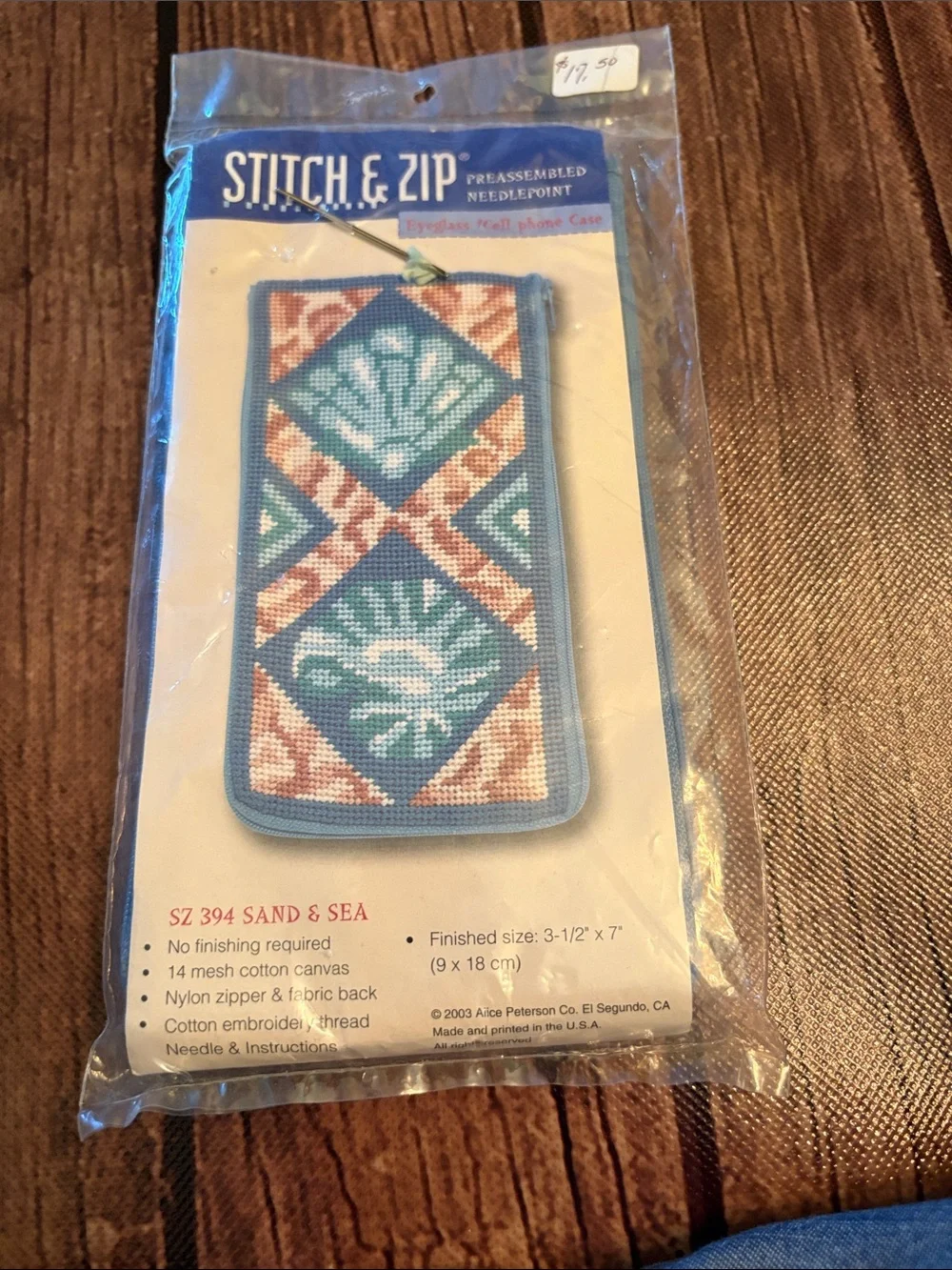NIP Stitch & Zip 'Sand & Sea' Preassembled Needlepoint Eyeglass/Cellphone Case